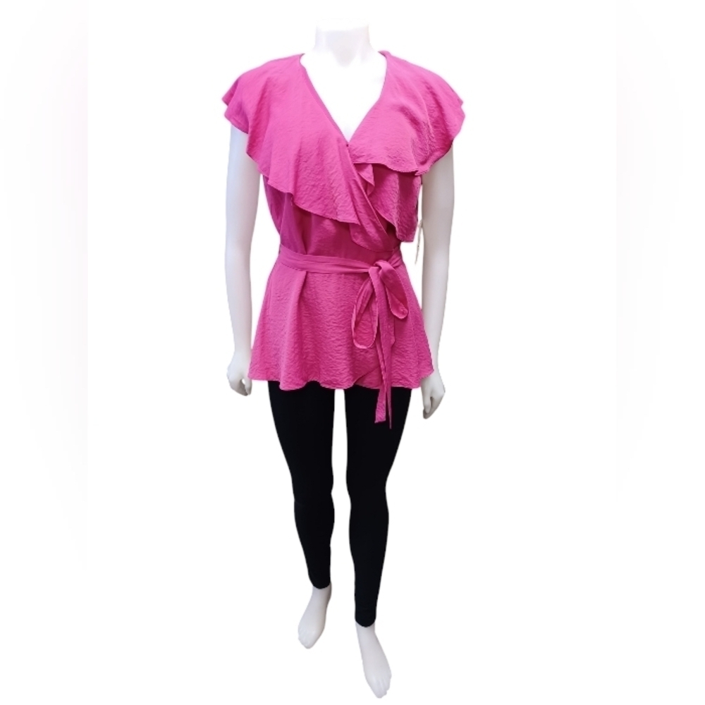 Halston NWT Sleeveless Wrap Style Pink Top Size Medium